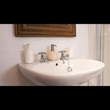 Pie In The Sky * Whitby