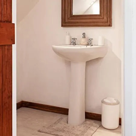 Pie In The Sky Bed & Breakfast